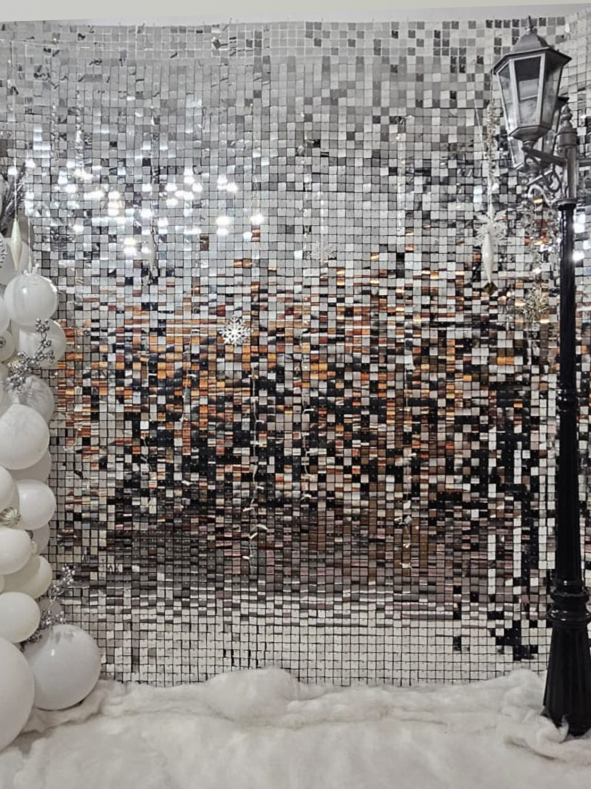 Festive Photo Walls & Decor - Image 8